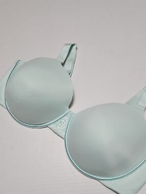 Vanity Fair Mint Green Padded Underwire Seamless Bra Size 42DD